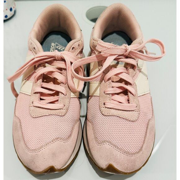 Rare New Balance 237 in Oyster Pink size US 6 very good used condition - Picture 1 of 10